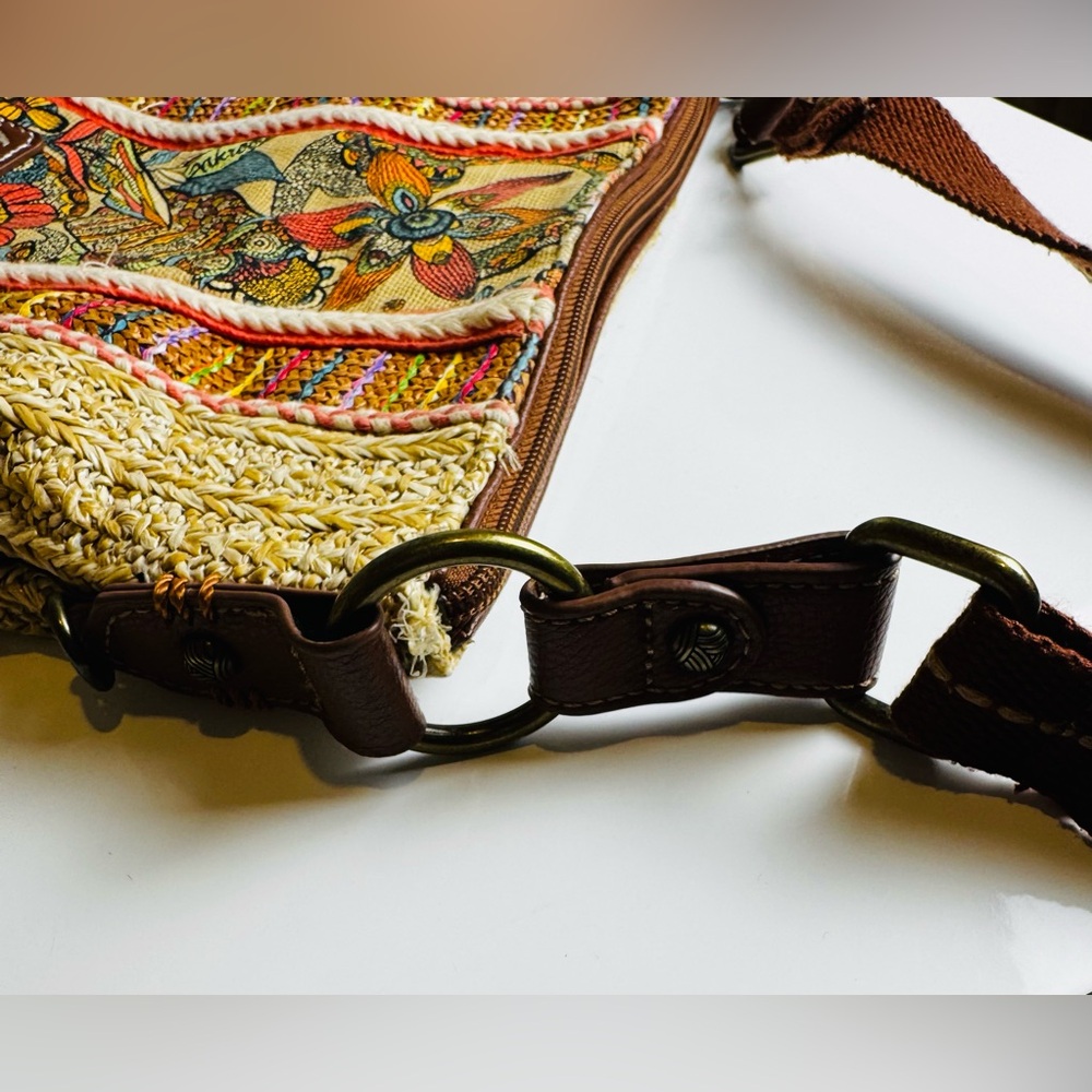 The Sak Crossbody Purse Bag Sakroots Sky Spirit Desert Owl Crossbody Purse - Picture 13 of 14